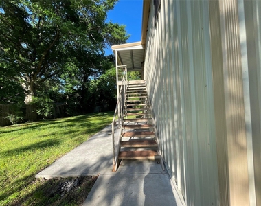3406 E Bayou Drive E - Photo Thumbnail 3