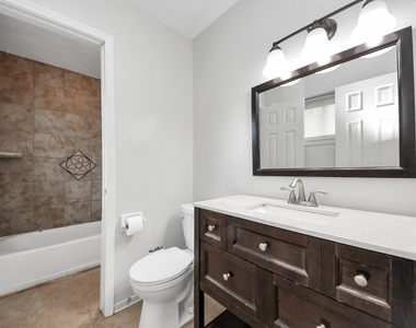 1110 E Brown Lane - Photo Thumbnail 37