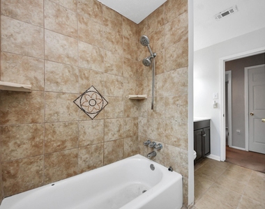 1110 E Brown Lane - Photo Thumbnail 36