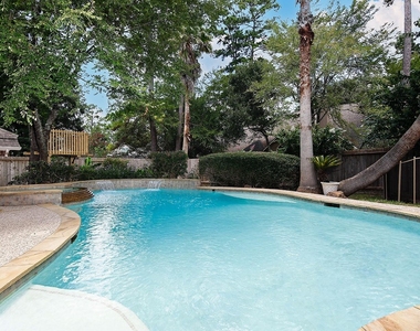 27 Bluff Creek Place - Photo Thumbnail 26