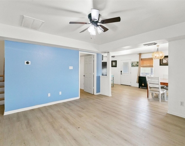 308 Sea Bean Street - Photo Thumbnail 11