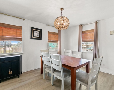 308 Sea Bean Street - Photo Thumbnail 10