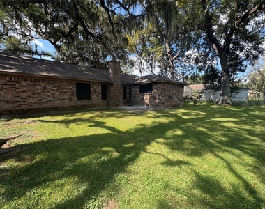 118 Spanish Moss Lane - Photo Thumbnail 15