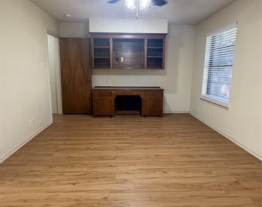 118 Spanish Moss Lane - Photo Thumbnail 13