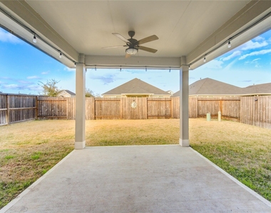 31326 Conover Drive - Photo Thumbnail 18