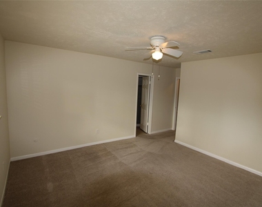 9846 Sagepike Drive - Photo Thumbnail 10