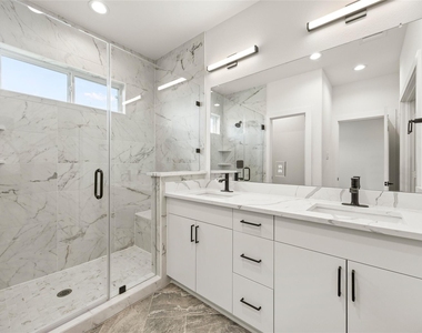 2760 Sunny Briar Drive - Photo Thumbnail 15