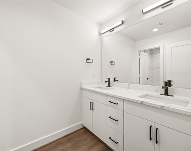 2760 Sunny Briar Drive - Photo Thumbnail 26
