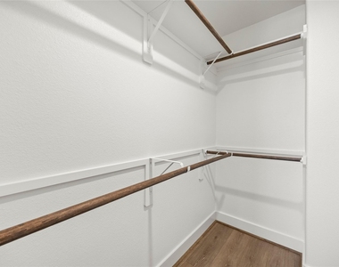 2760 Sunny Briar Drive - Photo Thumbnail 29