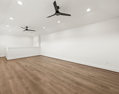 2760 Sunny Briar Drive - Photo Thumbnail 23