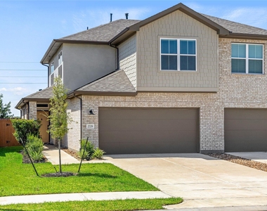 2760 Sunny Briar Drive - Photo Thumbnail 33