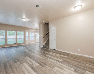 8115 Redbud Point Lane - Photo Thumbnail 9