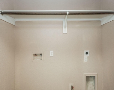 8115 Redbud Point Lane - Photo Thumbnail 3