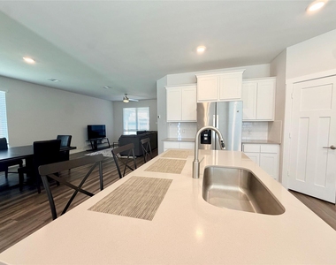 771 Double Mountain Road - Photo Thumbnail 11