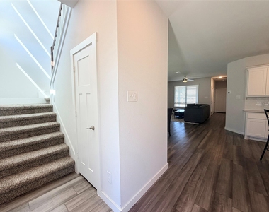 771 Double Mountain Road - Photo Thumbnail 3
