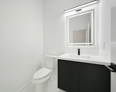 5029 Van Fleet Street - Photo Thumbnail 14