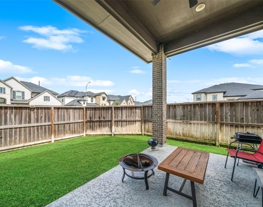 20802 Mirror Point Drive - Photo Thumbnail 24