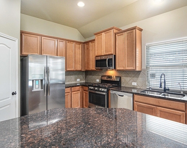 22714 Little Blue Stem Drive - Photo Thumbnail 9