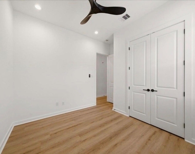 8203 Calhoun Road - Photo Thumbnail 24