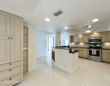 830 N Atlantic Avenue - Photo Thumbnail 5