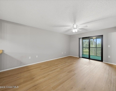 515 Landings Way - Photo Thumbnail 12