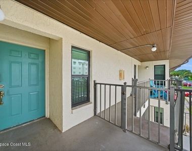 515 Landings Way - Photo Thumbnail 1