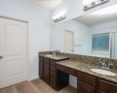 15107 Jenista Lane - Photo Thumbnail 28
