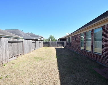 15107 Jenista Lane - Photo Thumbnail 43