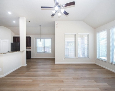 15107 Jenista Lane - Photo Thumbnail 17