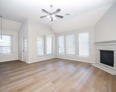 15107 Jenista Lane - Photo Thumbnail 14
