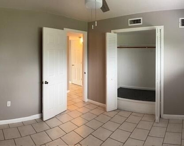 180 Minna Lane - Photo Thumbnail 24