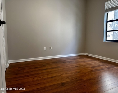 3709 Tree Line Boulevard - Photo Thumbnail 16
