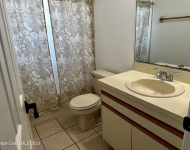 3709 Tree Line Boulevard - Photo Thumbnail 6