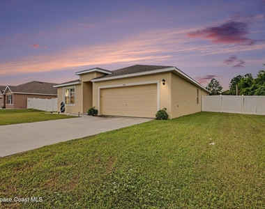 750 Empress Street Se - Photo Thumbnail 1