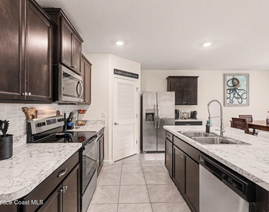 750 Empress Street Se - Photo Thumbnail 3