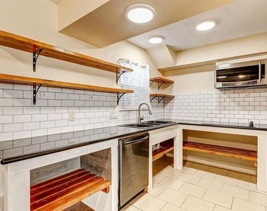 1509 Bonanza Road - Photo Thumbnail 4