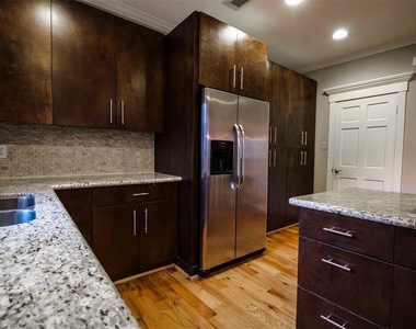 1802 Potomac - Photo Thumbnail 17