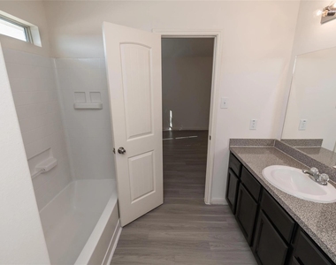 2615 Montecito Lane - Photo Thumbnail 5