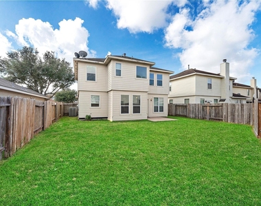 19610 Adelaide Meadows Court - Photo Thumbnail 9
