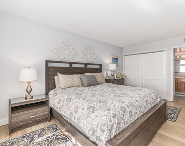 555 Fillmore Avenue - Photo Thumbnail 11