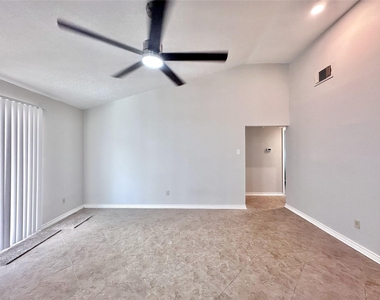 11626 Coachfield Lane - Photo Thumbnail 24