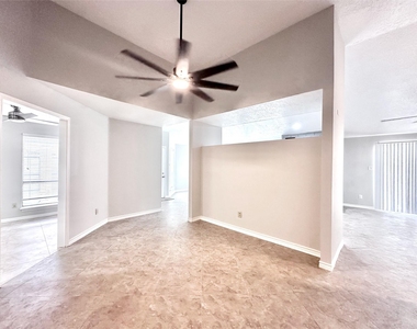11626 Coachfield Lane - Photo Thumbnail 12