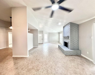 11626 Coachfield Lane - Photo Thumbnail 9