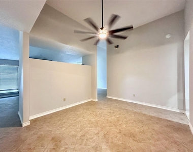 11626 Coachfield Lane - Photo Thumbnail 13