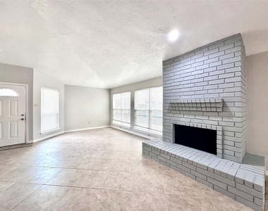 11626 Coachfield Lane - Photo Thumbnail 6