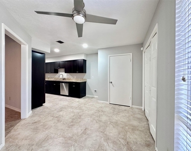 11626 Coachfield Lane - Photo Thumbnail 19