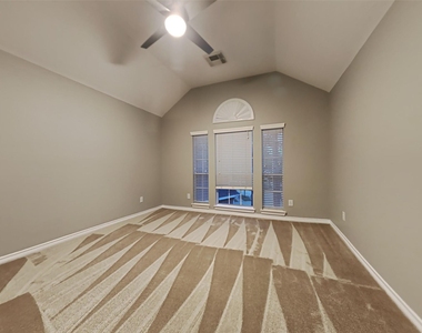 16539 Mesa Point Drive - Photo Thumbnail 9