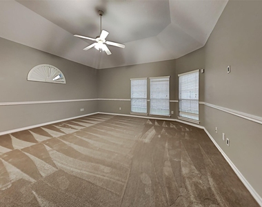 16539 Mesa Point Drive - Photo Thumbnail 7