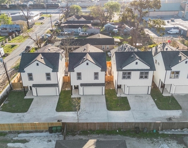 1310 Duff Lane - Photo Thumbnail 29