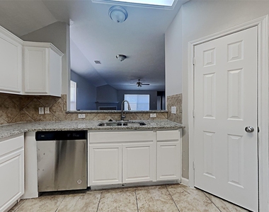 9010 York Hollow Lane - Photo Thumbnail 3